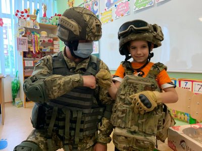 Військові у Вугледарі відвідали навчально-виховний комплекс «Мрія»