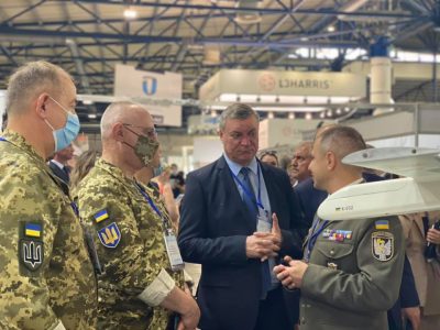 Військові зв’язківці презентували власні розробки на виставці «Зброя та безпека—2021»  
