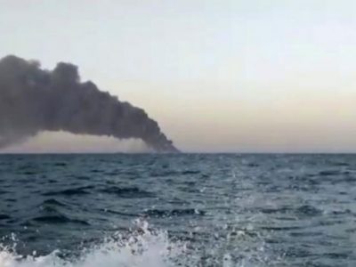 Найбільший військовий корабель Ірану затонув в Оманській затоці  