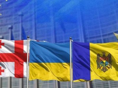 Формат Асоційованого тріо посилить співпрацю з ЄС у сферах безпеки та оборони – спільна стаття глав МЗС України, Грузії і Молдови