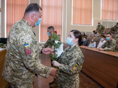 Понад 60 військовослужбовців та працівників ЗСУ завершили підготовку в Національному університеті оборони України на курсах іноземних мов
