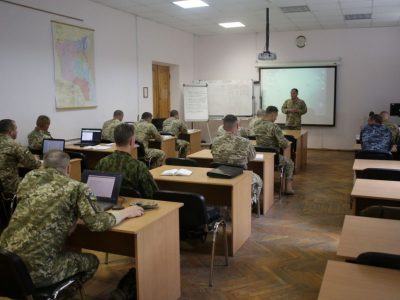 Українським сержантам уперше викладатимуть блок занять зі «стратегічного мислення»  