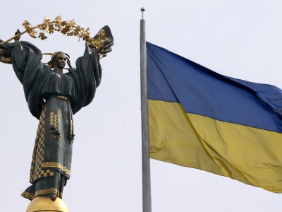 Уряд затвердив план заходів із підготовки та святкування 25-ї річниці Конституції України