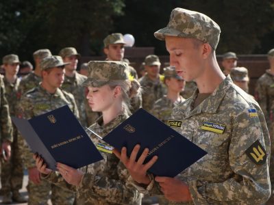 У Львові понад п’ятсот юнаків та дівчат склали Військову присягу  