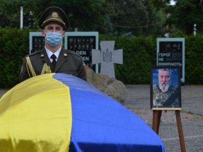 У Дніпрі попрощалися з військовим медиком Юрієм Письменним, який загинув внаслідок ворожого обстрілу  