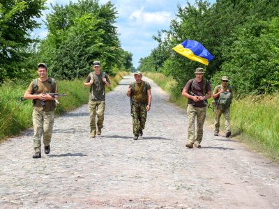 На Житомирщині офіцери-артилеристи крокують стежками історії краю, в якому служать  