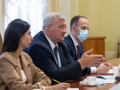 В Офісі Президента обговорили проведення реформ в Україні з делегацією ПАРЄ