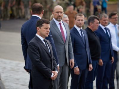 Президент: До захисту Авдіївки та промзони залучалися майже всі бойові підрозділи Збройних Сил України
