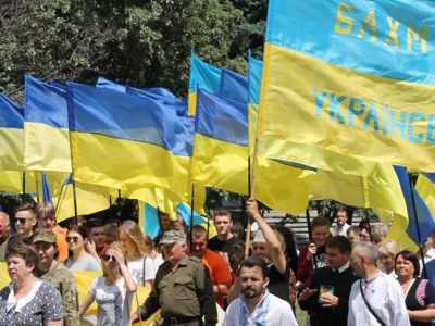 Сім років тому українські військові підняли прапор над звільненим Бахмутом