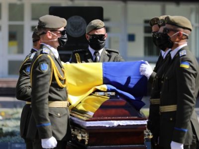 На Вінниччині сім’ї померлих учасників АТО/ООС отримуватимуть матеріальну допомогу на поховання  