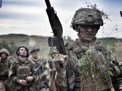 Майбутні розвідники Десантно-штурмових військ пройшли смугу перешкод