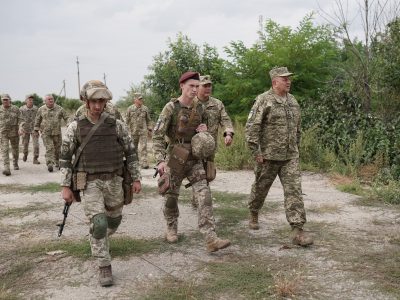 Головнокомандувач Збройних Сил України перевірив військові частини угруповання військ «Південь»  
