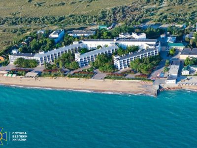 Викрито зловмисників, які заробляли на лікуванні військових РФ у Криму
