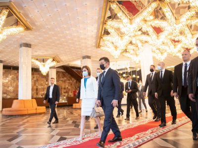 Володимир Зеленський зустрівся з Президентом Республіки Молдова  