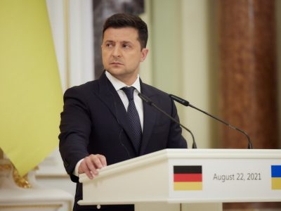 Україна розбудовуватиме військово-морський флот для розблокування Чорноморсько-Азовського регіону – Глава держави
