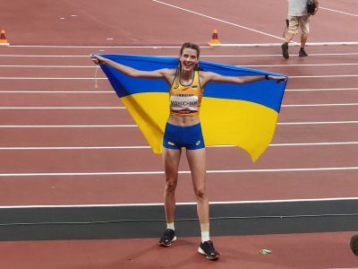 Президент подякував армійці Ярославі Магучіх за «бронзу» в стрибках у висоту  