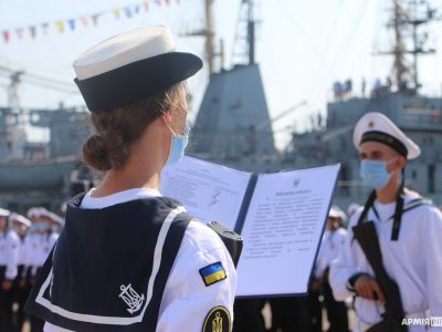 В Одесі курсанти-моряки присягнули на вірність українському народові  