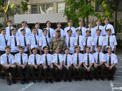 150 першокурсників розпочали навчання у Дніпровському ліцеї з посиленою військово-фізичною підготовкою  
