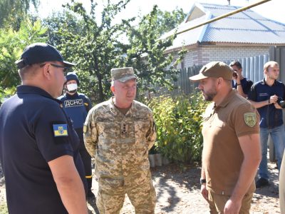 Командувач Об’єднаних сил ознайомився з перебігом ремонтно-відновлювальних робіт в Авдіївці  