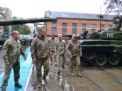 Головнокомандувач Збройних Сил України відвідав альма-матер українських танкістів  