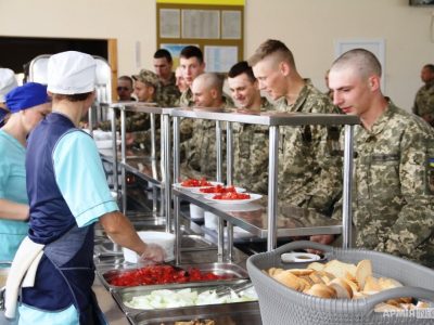 Харчування по-домашньому: таємниці від військових з «Десни»  
