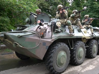 На межі з Кримом «крилаті піхотинці» відпрацювали питання знешкодження диверсійно-розвідувальних груп  