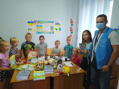 6 тисяч тематичних матеріалів із мінної безпеки розповсюдили у громадах Донецької та Луганської областей