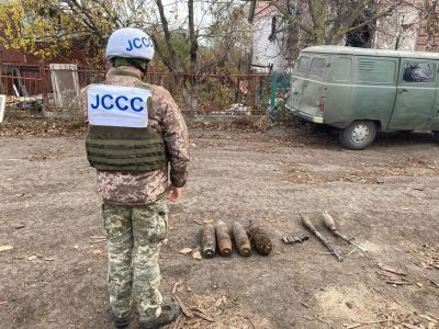 На Донеччині проводиться обстеження автодороги Миколаївка – Новотроїцьке на наявність мін та боєприпасів