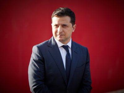 Україна використовує зброю лише для захисту своєї території та не порушує жодних домовленостей – Володимир Зеленський  