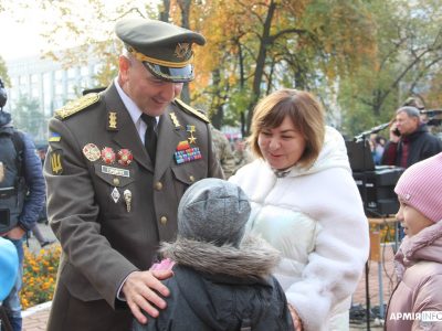 У Київському військовому ліцеї імені Івана Богуна відбулася церемонія посвяти в ліцеїсти юнаків і дівчат десятого класу  