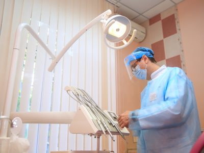 Як захисникам у Дніпрі отримати якісну стоматологічну допомогу  