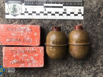 На Луганщині затримано торговця вибухівкою та знайдено схрон з арсеналом артснарядів