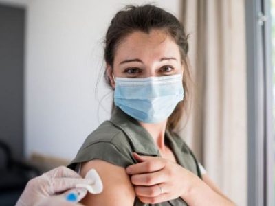 В Україні затвердили план вакцинації від коронавірусу на 2022 рік  