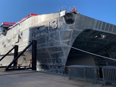 У 2022 році ВМС США отримають 13-й новий повністю автоматизований десантний корабель-катамаран  