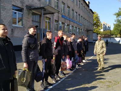 Призов «Осінь-2021»: майже 700 юнаків із Вінниччини вже поповнили військові частини  