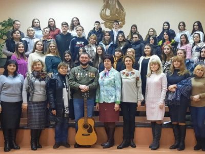 «Сни волонтерів» дивляться майбутні педагоги у Бердичеві