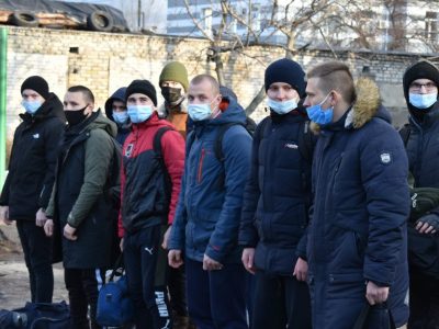 На Луганщині завершено призовну кампанію: близько 450 новобранців одягли однострої  
