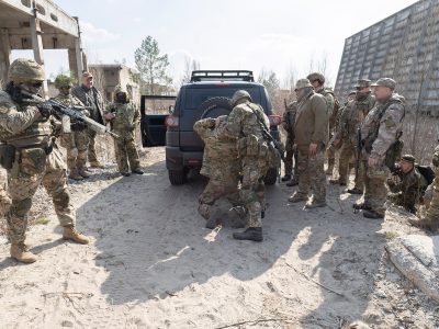 До 15 січня 2022 року будуть розгорнуті підрозділи тероборони в шістьох областях України  