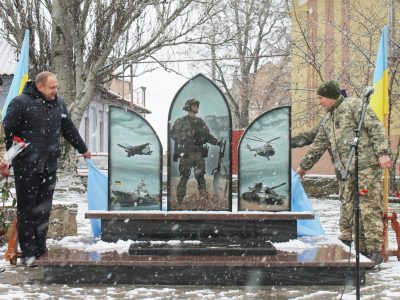 Пам’ятний знак «Захисникам Вітчизни» відкрили на Миколаївщині  
