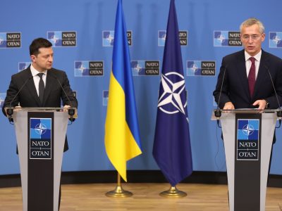 Спільний брифінг Президента України Володимира Зеленського і Генсека НАТО Єнса Столтенберга  