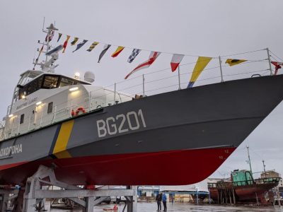 У Франції на воду спущено перший катер, збудований для охорони морських кордонів України  