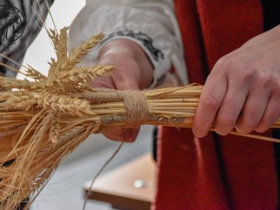 До спецпризначенців завітали рідні полеглих героїв: в’язали дідуха та згадували загиблих  