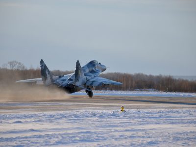 Льотчики-винищувачі підвищують класність та виконують перші офіцерські польоти  