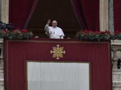 Папа Римський у різдвяному посланні висловив сподівання на припинення конфлікту в Україні  