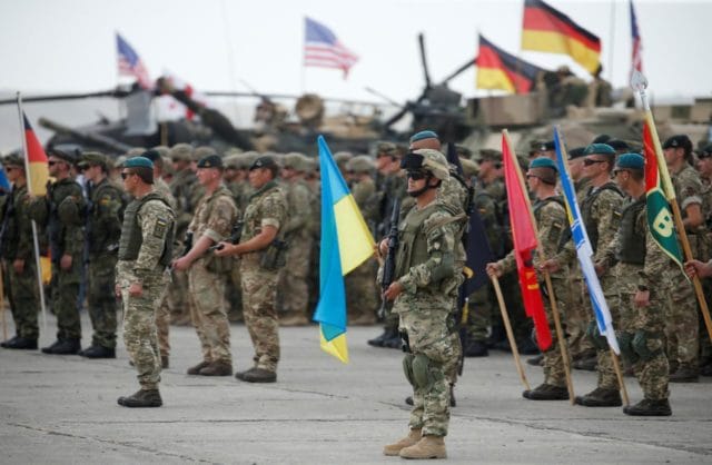 Від залучення до спільних комунікацій: як розвивалося «Партнерство заради миру» України з НАТО