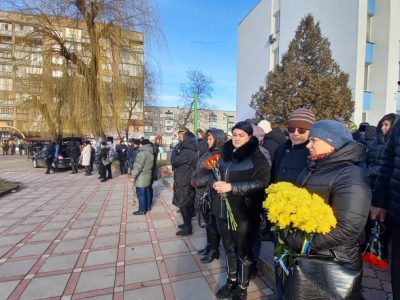 На Житомирщині попрощались із 21-річним десантником Ігорем Тичиною  