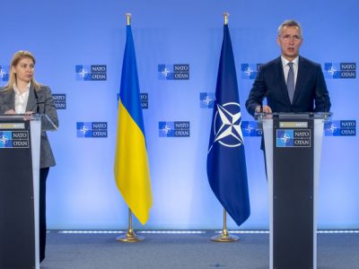 Стримування Кремля через дипломатію: переговори Україна-НАТО в Брюсселі та Росія-США в Женеві