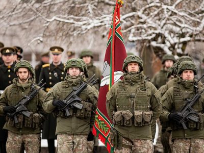 Литва збільшить кількість інструкторів для ЗСУ та надасть летальну зброю  