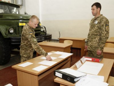 Міністр оборони України затвердив керівний склад екзаменаційних комісій військових вишів  
