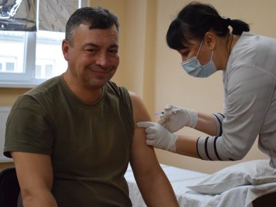 У ЗСУ повністю вакциновано понад 96,3% військових та працівників — Міністр оборони України  